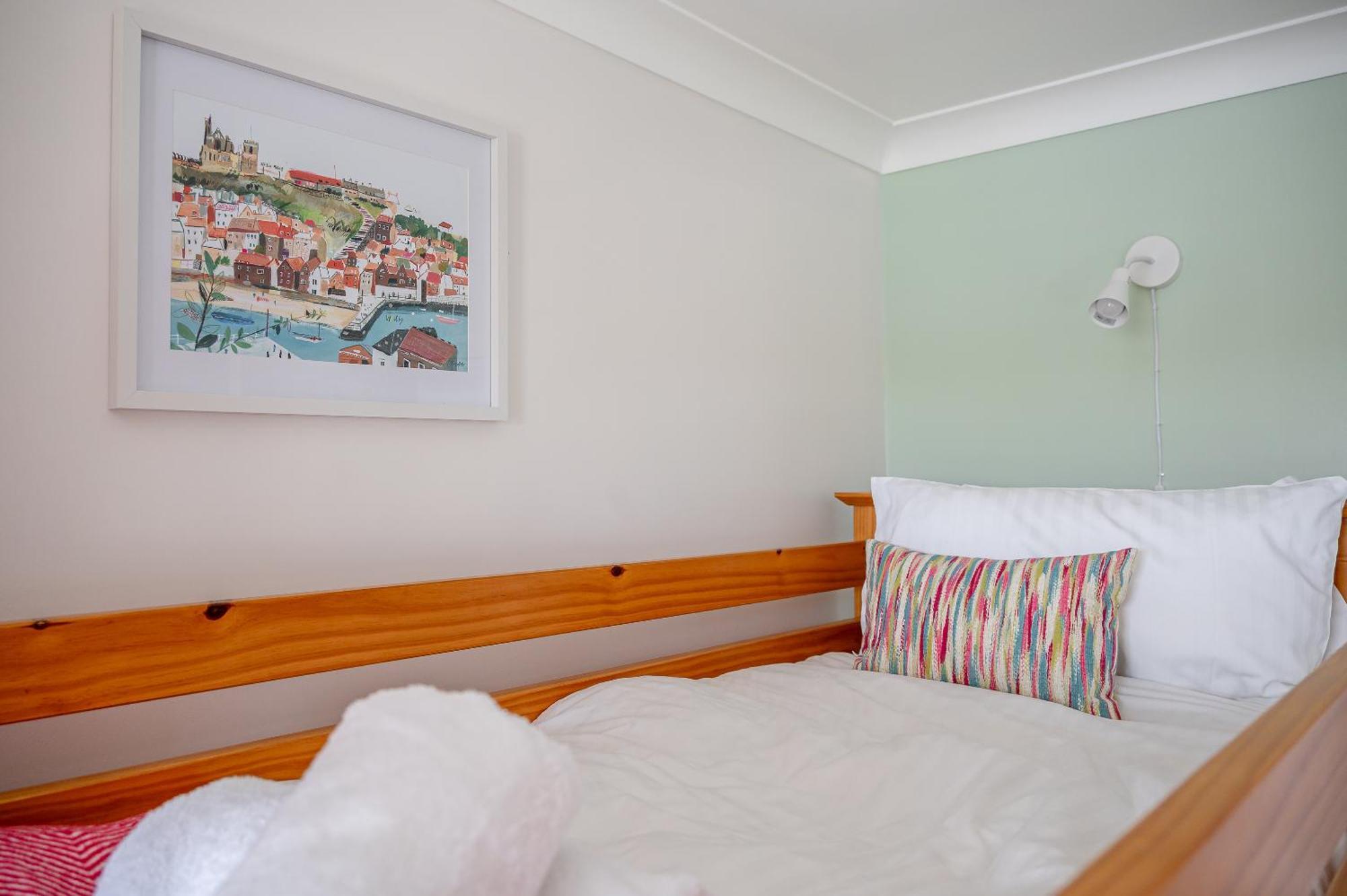 Rosemill - Large Pet Friendly Home With Off Road Parking ويتبي المظهر الخارجي الصورة