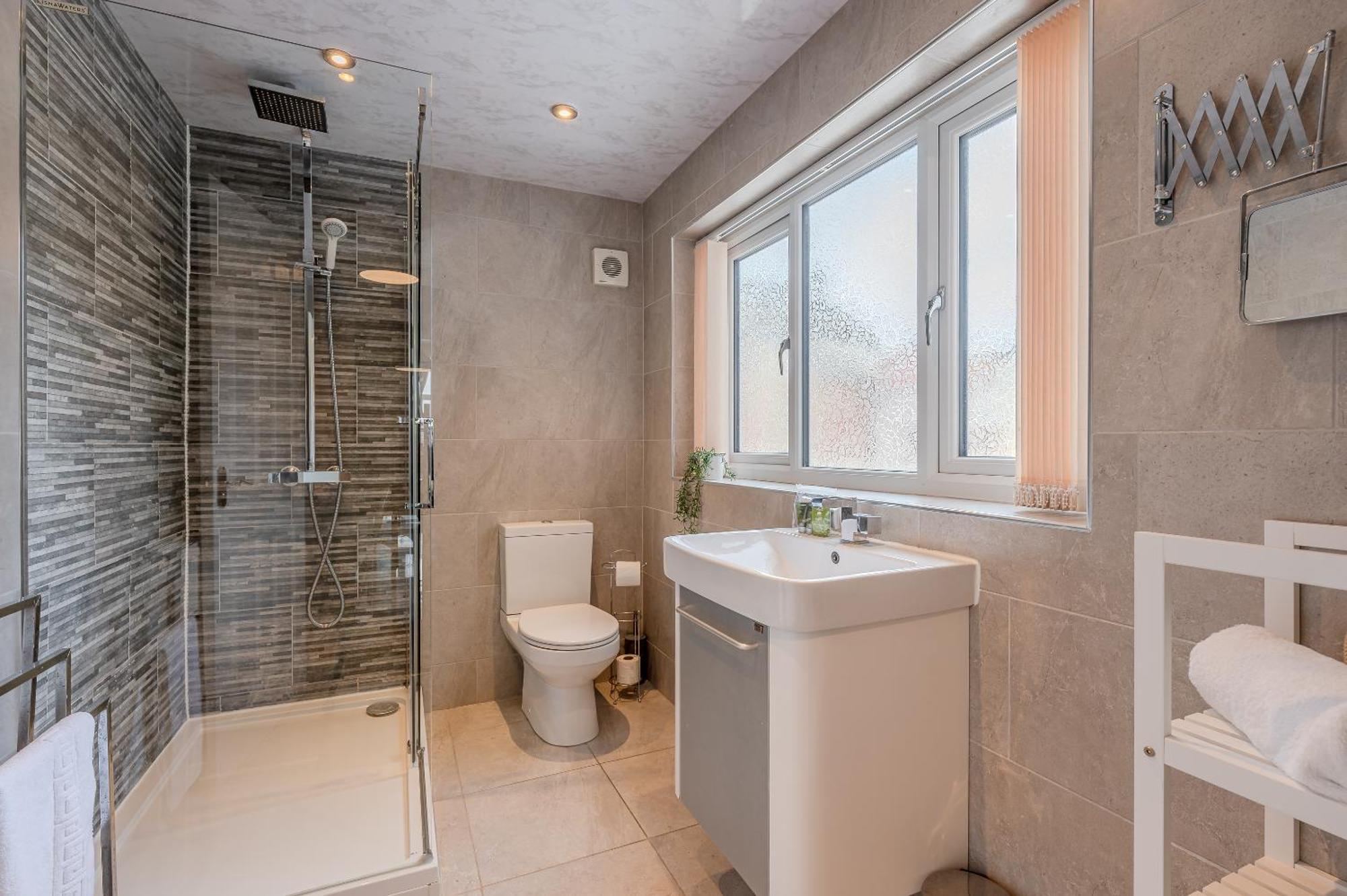 Rosemill - Large Pet Friendly Home With Off Road Parking ويتبي المظهر الخارجي الصورة