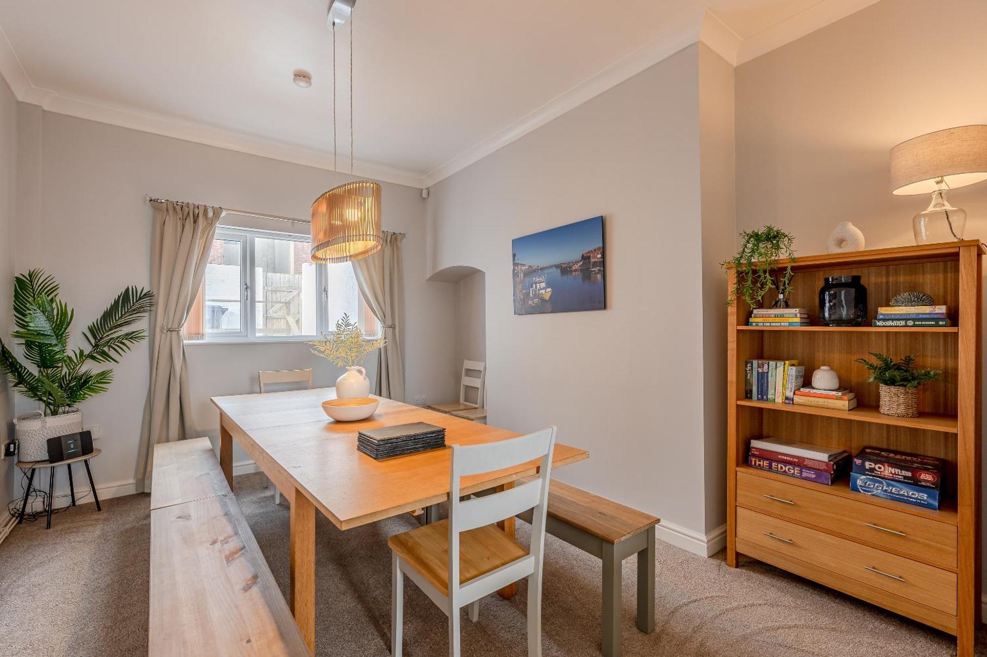 Rosemill - Large Pet Friendly Home With Off Road Parking ويتبي المظهر الخارجي الصورة